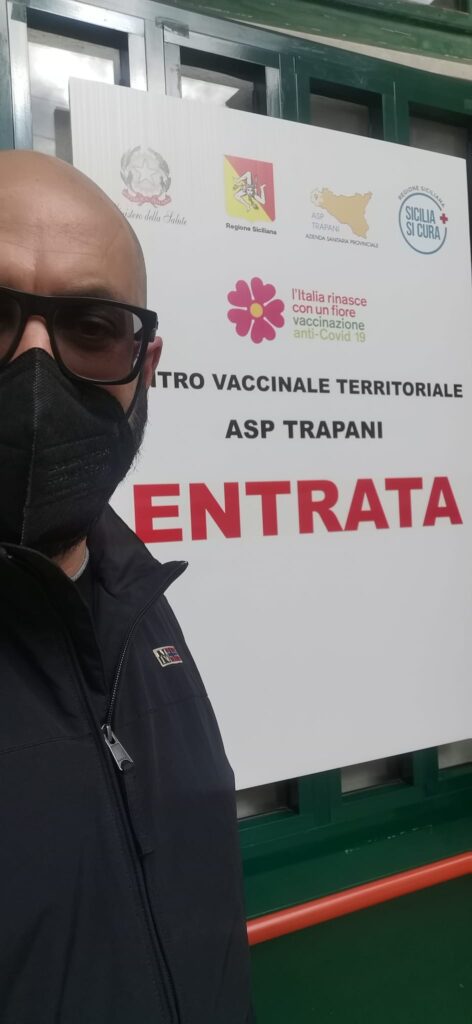 L'Assessore Antonio Gutterez è stato il primo a vaccinarsi della Giunta pantesca l'8 marzo scorso